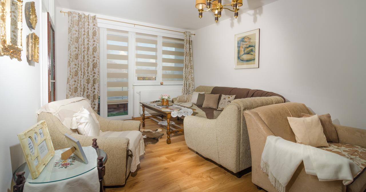 Apartment 10 Visoko Kültér fotó
