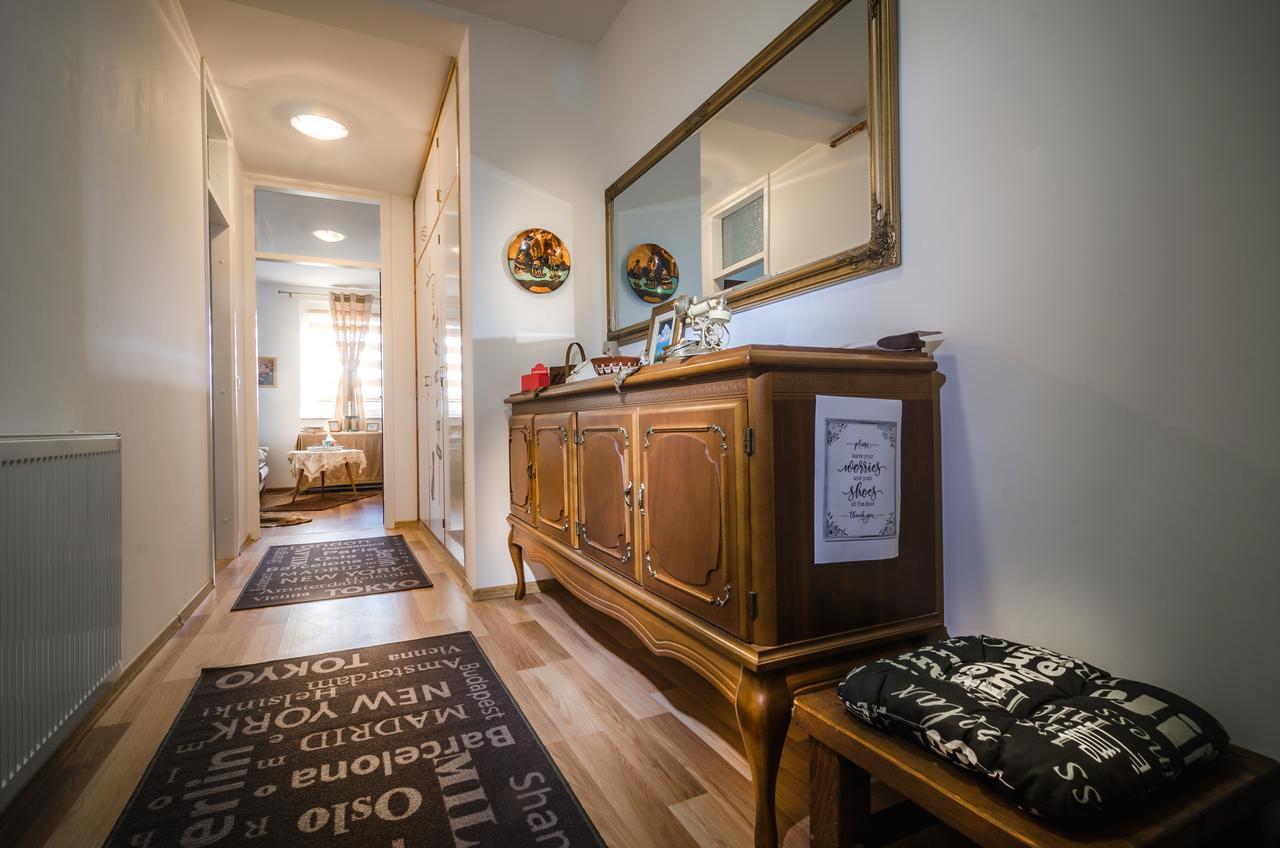 Apartment 10 Visoko Kültér fotó